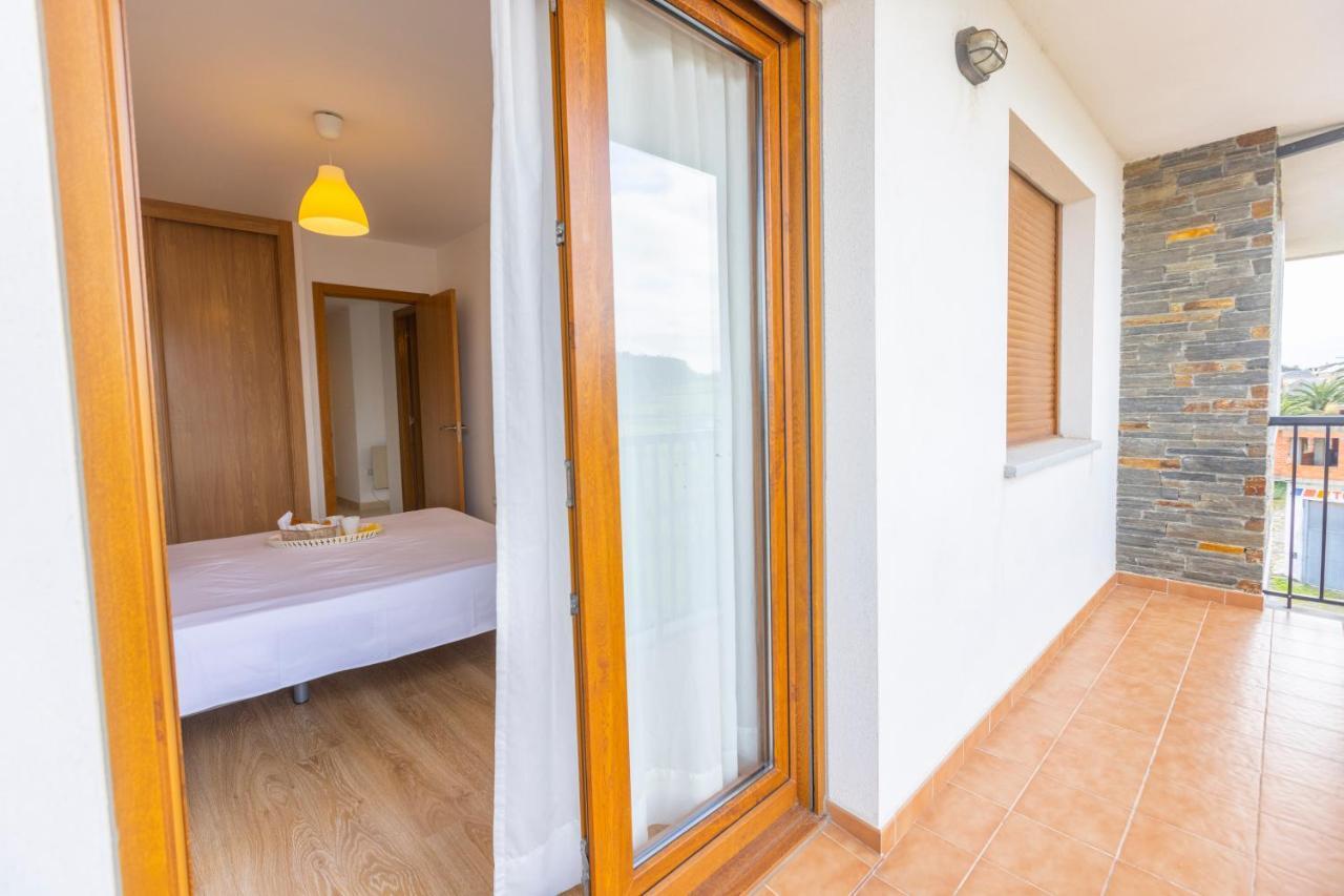 Apartagal-Playa De Llas, Foz Exterior foto