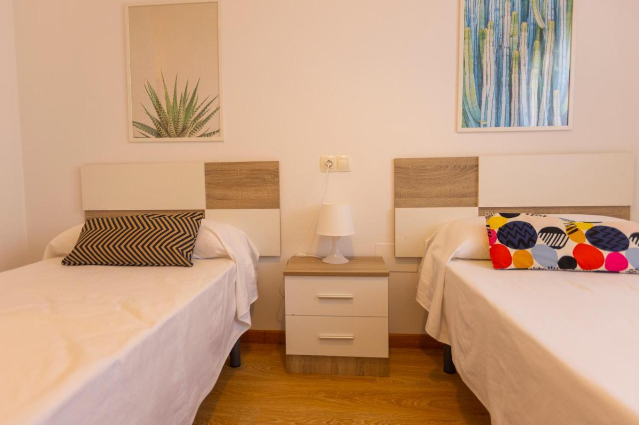 Apartagal-Playa De Llas, Foz Exterior foto