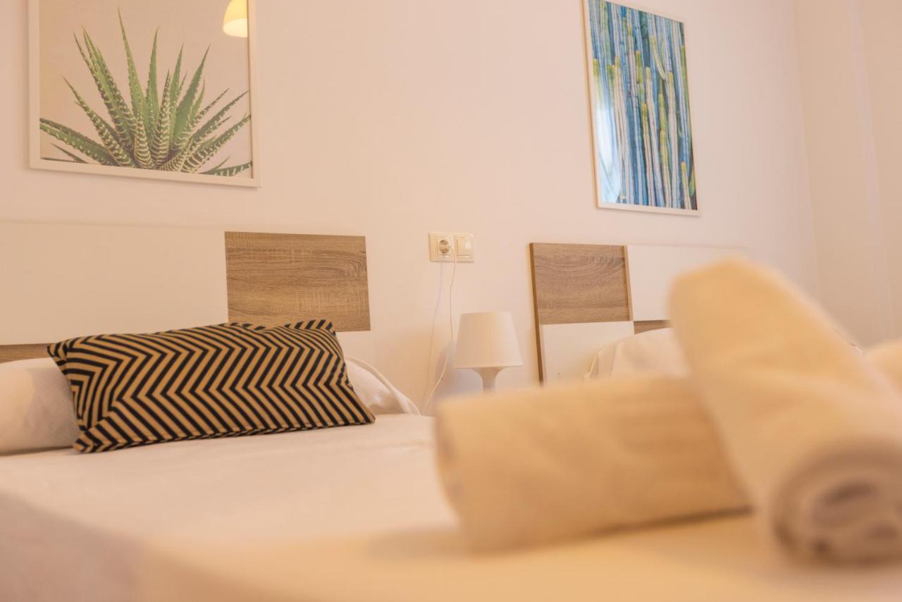 Apartagal-Playa De Llas, Foz Exterior foto