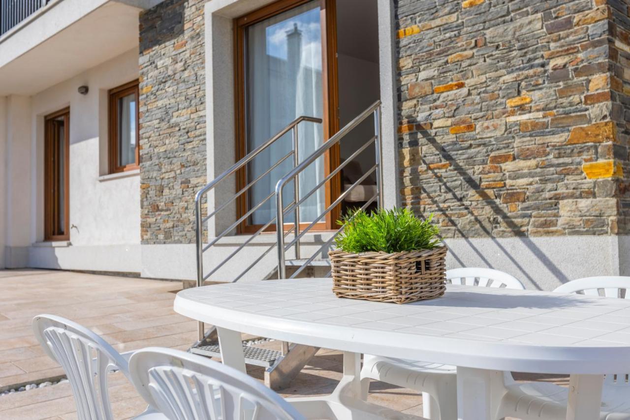 Apartagal-Playa De Llas, Foz Exterior foto
